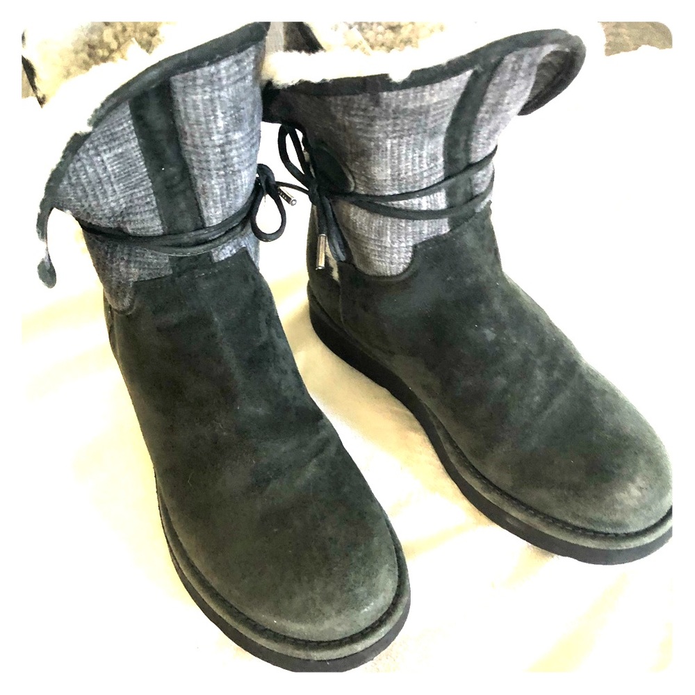 Ugg boots rare size 6
